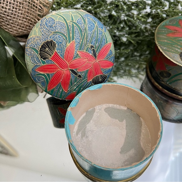 🌺 Set of 2 Antique French Art Deco Powder Boxes Perfume Made in France - Picture 5 of 11